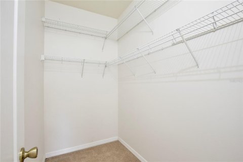 Touwnhouse à louer à Orlando, Floride: 3 chambres, 154.12 m2 № 2389252 - photo 17