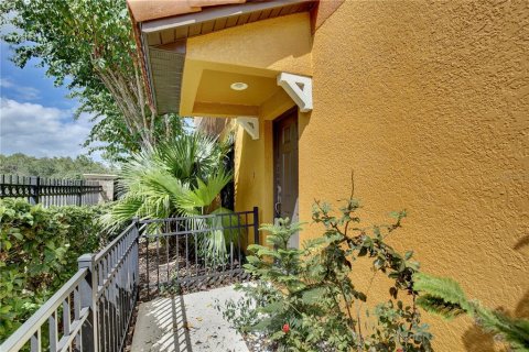 Touwnhouse à louer à Orlando, Floride: 3 chambres, 154.12 m2 № 2389252 - photo 3