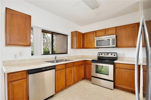 Touwnhouse à louer à Orlando, Floride: 3 chambres, 154.12 m2 № 2389252 - photo 10