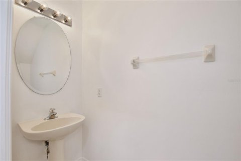 Touwnhouse à louer à Orlando, Floride: 3 chambres, 154.12 m2 № 2389252 - photo 11