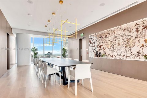 Condo in Miami, Florida, 1 bedroom  № 2053101 - photo 27