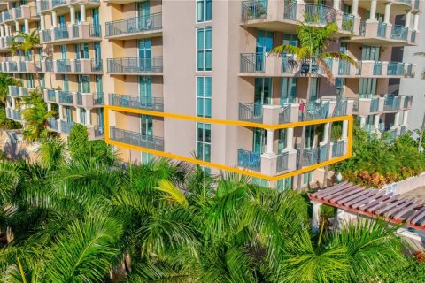 Condo in Sunny Isles Beach, Florida, 3 bedrooms  № 1973609 - photo 19