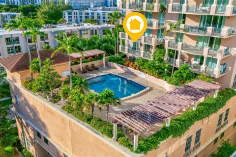 Condo in Sunny Isles Beach, Florida, 3 bedrooms  № 1973609 - photo 2