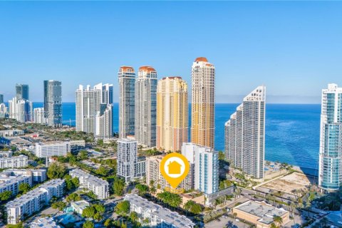 Condo in Sunny Isles Beach, Florida, 3 bedrooms  № 1973609 - photo 4