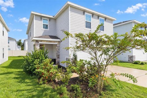 Villa ou maison à Gainesville, Floride 4 chambres, 205.41 m2 № 2408358