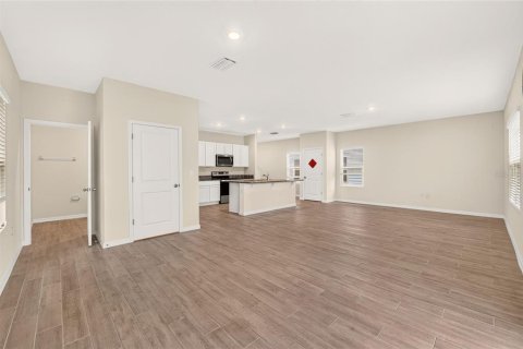 Villa ou maison à louer à Gainesville, Floride: 4 chambres, 205.41 m2 № 2408358 - photo 7