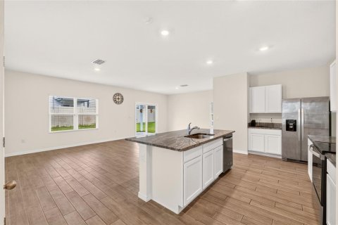 Villa ou maison à louer à Gainesville, Floride: 4 chambres, 205.41 m2 № 2408358 - photo 12