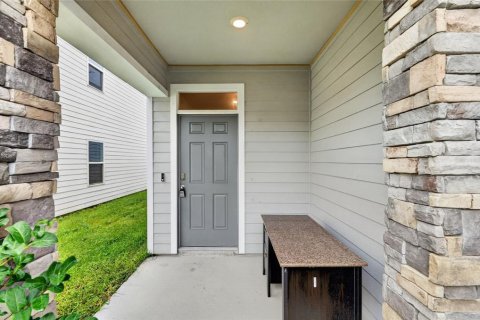 Villa ou maison à louer à Gainesville, Floride: 4 chambres, 205.41 m2 № 2408358 - photo 4