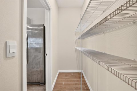 Villa ou maison à louer à Gainesville, Floride: 4 chambres, 205.41 m2 № 2408358 - photo 17