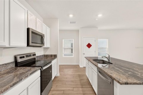 Villa ou maison à louer à Gainesville, Floride: 4 chambres, 205.41 m2 № 2408358 - photo 14