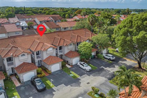 Townhouse in Miami, Florida 3 bedrooms, 146.6 sq.m. № 1820104 - photo 28