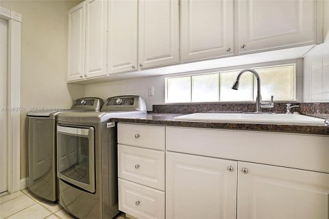 Villa ou maison à vendre à Stuart, Floride: 3 chambres, 185.8 m2 № 2026726 - photo 30