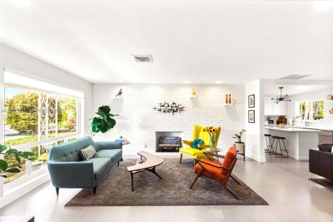 Villa ou maison à vendre à Hollywood, Floride: 3 chambres, 151.15 m2 № 2056496 - photo 5