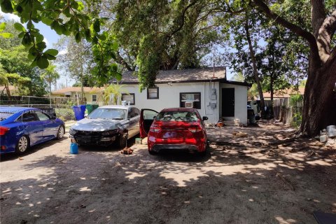 House in Miami, Florida 2 bedrooms, 53.51 sq.m. № 1770339 - photo 3
