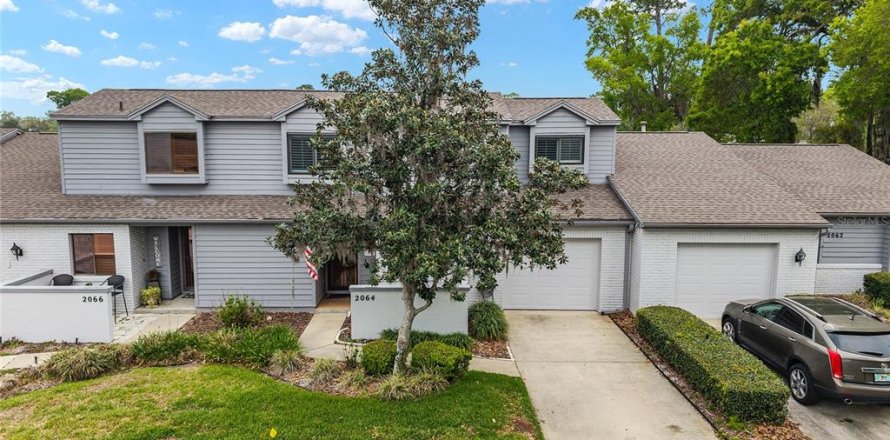Townhouse in Ocala, Florida 3 bedrooms, 169.45 sq.m. № 2202944