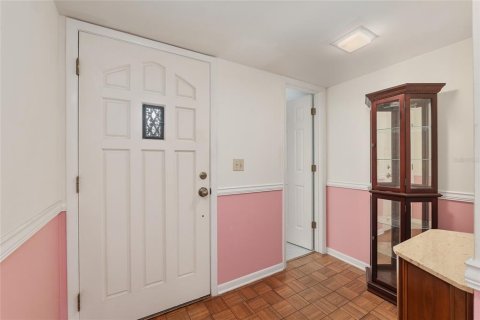 Townhouse in Ocala, Florida 3 bedrooms, 169.45 sq.m. № 2202944 - photo 6