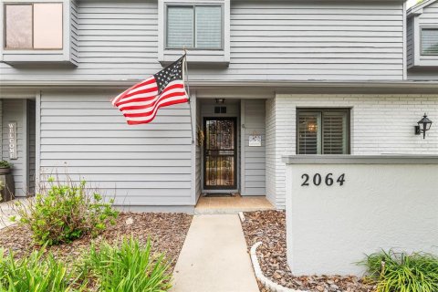 Townhouse in Ocala, Florida 3 bedrooms, 169.45 sq.m. № 2202944 - photo 2