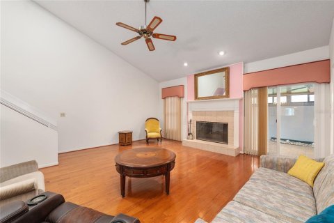 Townhouse in Ocala, Florida 3 bedrooms, 169.45 sq.m. № 2202944 - photo 14