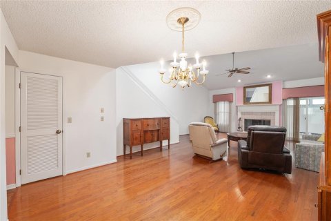 Townhouse in Ocala, Florida 3 bedrooms, 169.45 sq.m. № 2202944 - photo 17