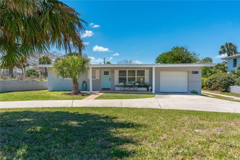 House in Daytona Beach, Florida 2 bedrooms, 104.05 sq.m. № 2141446