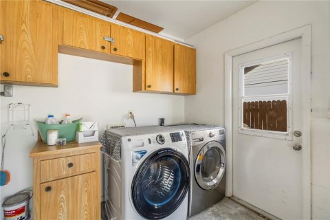 Casa en alquiler en Sarasota, Florida, 3 dormitorios, 121.42 m2 № 2233313 - foto 14