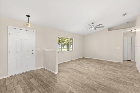 House in Ocala, Florida 3 bedrooms, 132.66 sq.m. № 1917224 - photo 19