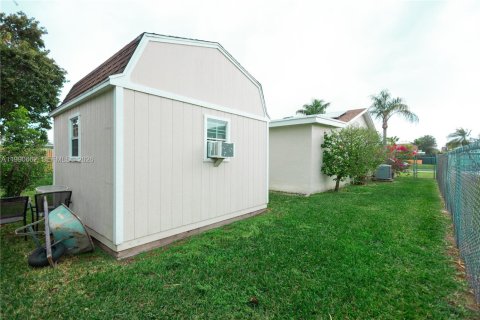 Casa en venta en Homestead, Florida, 3 dormitorios, 149.02 m2 № 2057552 - foto 21