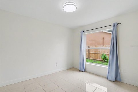 Villa ou maison à vendre à Brandon, Floride: 3 chambres, 127 m2 № 2267181 - photo 18