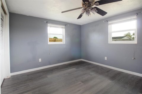 Casa en venta en Holiday, Florida, 2 dormitorios, 104.24 m2 № 1591290 - foto 9