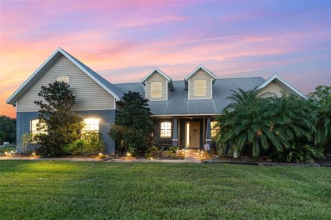 House in Parrish, Florida 4 bedrooms, 217.76 sq.m. № 1854308 - photo 1