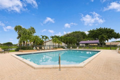 Condo in Boca Raton, Florida, 2 bedrooms  № 2387060 - photo 27