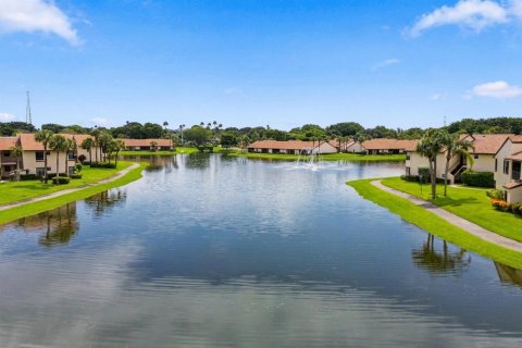Condo in Boca Raton, Florida, 2 bedrooms  № 2387060 - photo 23
