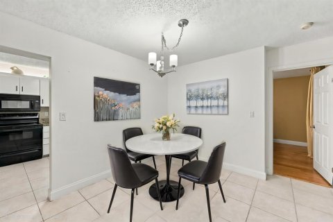 Condo in Boca Raton, Florida, 2 bedrooms  № 2387060 - photo 13