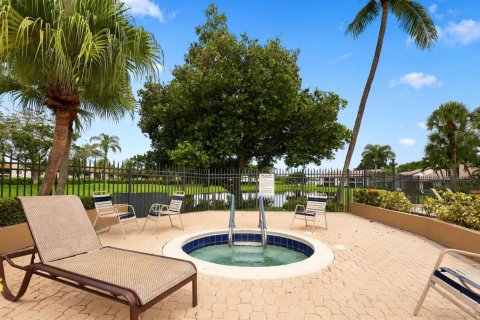 Condo in Boca Raton, Florida, 2 bedrooms  № 2387060 - photo 28
