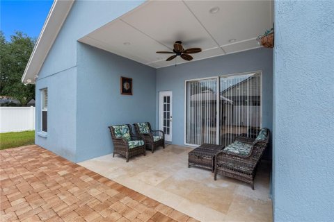 House in Tampa, Florida 4 bedrooms, 189.89 sq.m. № 2231892 - photo 17