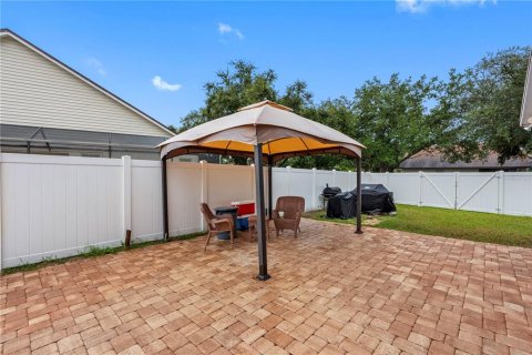 House in Tampa, Florida 4 bedrooms, 189.89 sq.m. № 2231892 - photo 16