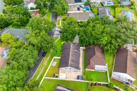 House in Tampa, Florida 4 bedrooms, 189.89 sq.m. № 2231892 - photo 10
