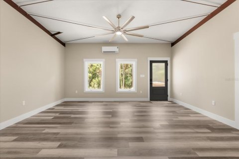 House in Homosassa, Florida 3 bedrooms, 104.05 sq.m. № 2122553 - photo 15