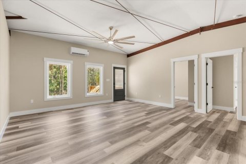 House in Homosassa, Florida 3 bedrooms, 104.05 sq.m. № 2122553 - photo 14