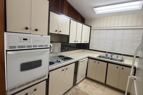 Casa en venta en Belleair, Florida, 3 dormitorios, 137.77 m2 № 2383646 - foto 5