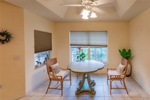 House in Nokomis, Florida 3 bedrooms, 139.45 sq.m. № 1581149 - photo 12