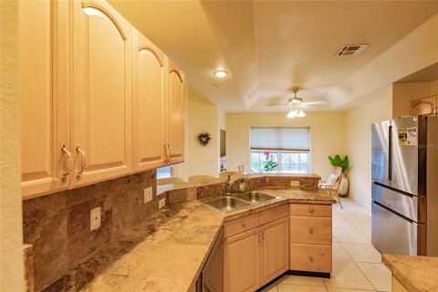 House in Nokomis, Florida 3 bedrooms, 139.45 sq.m. № 1581149 - photo 13