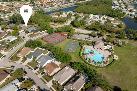 Villa ou maison à vendre à Bradenton, Floride: 4 chambres, 155.89 m2 № 2152135 - photo 2