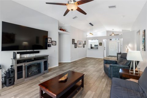 Villa ou maison à vendre à Bradenton, Floride: 4 chambres, 155.89 m2 № 2152135 - photo 6