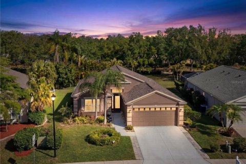 Villa ou maison à Bradenton, Floride 4 chambres, 155.89 m2 № 2152135