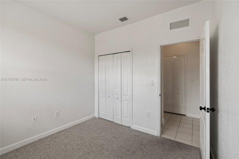Copropriété à louer à Homestead, Floride: 2 chambres, 86.4 m2 № 2401631 - photo 20