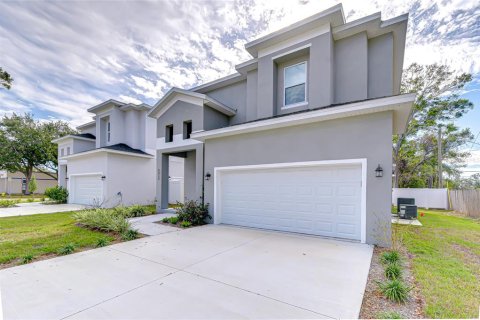 Villa ou maison à vendre à Pinellas Park, Floride: 3 chambres, 214.33 m2 № 2148168 - photo 3