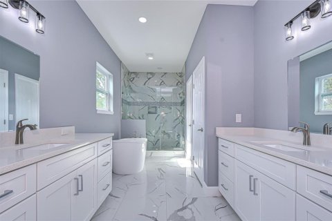 Villa ou maison à vendre à Pinellas Park, Floride: 3 chambres, 214.33 m2 № 2148168 - photo 27