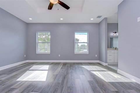 Villa ou maison à vendre à Pinellas Park, Floride: 3 chambres, 214.33 m2 № 2148168 - photo 24