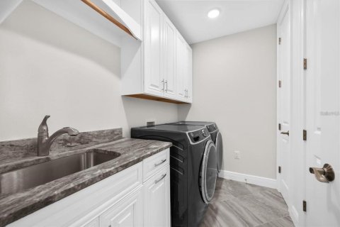 Condo in Venice, Florida, 3 bedrooms  № 2221967 - photo 12